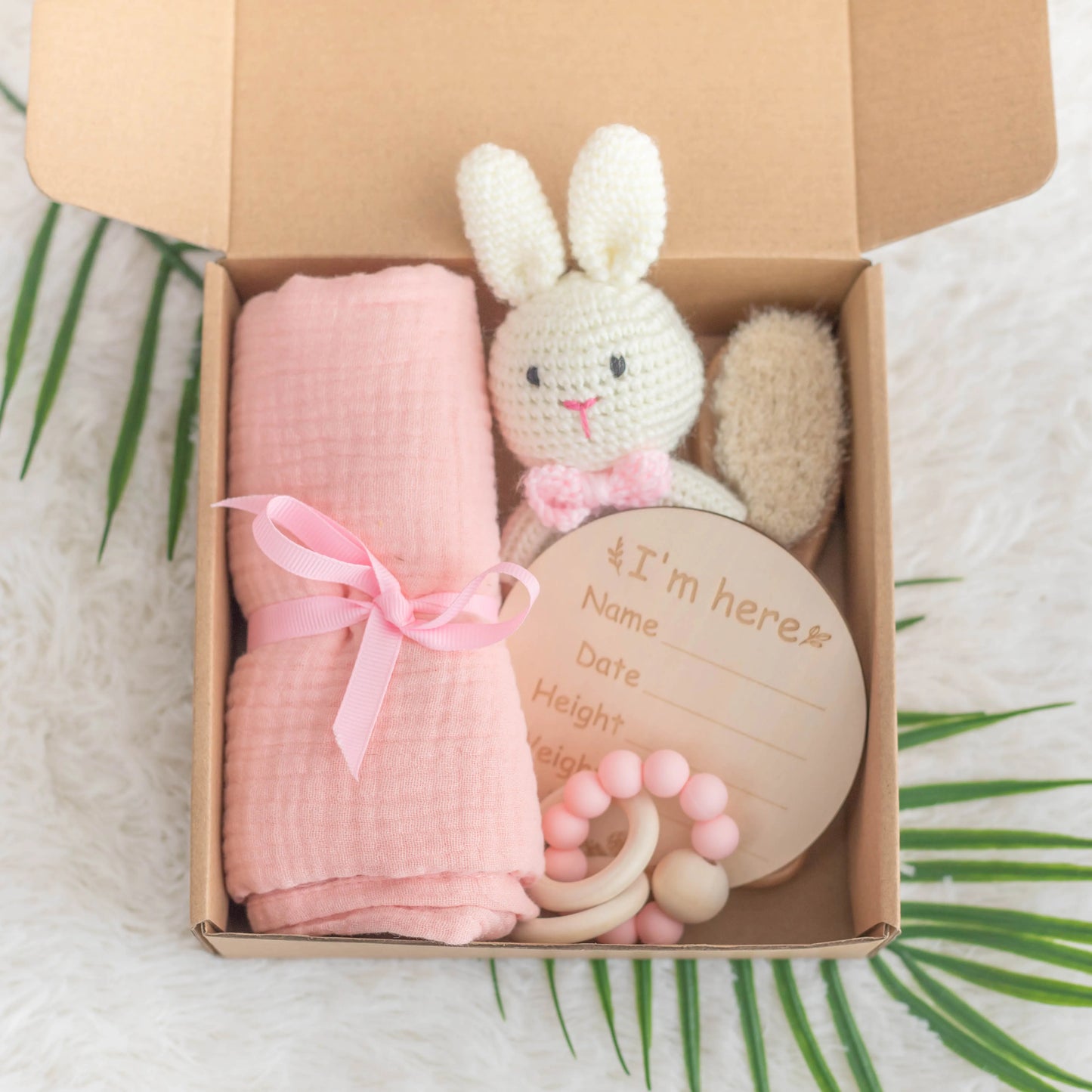 Produktbild Geschenkbox Mädchen rosa Hasenrassel