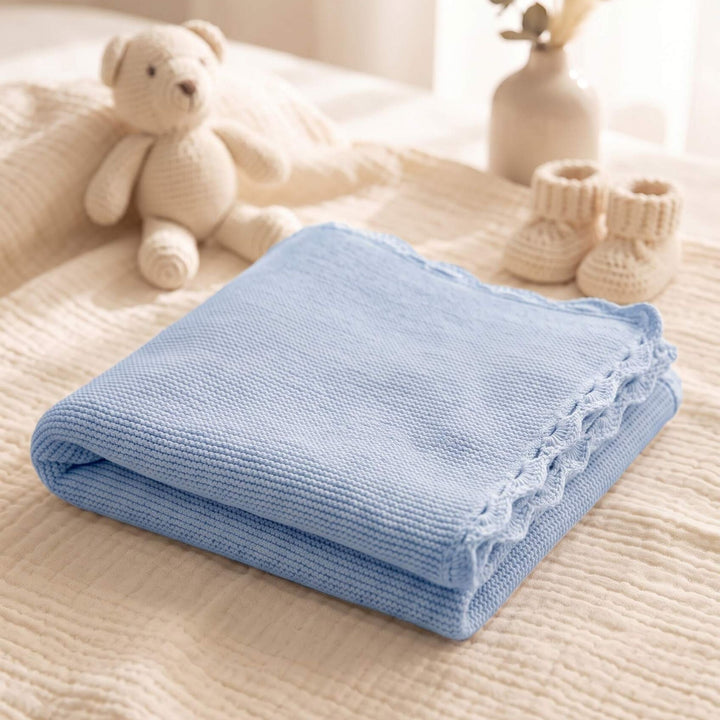 Hellblaue Babydecke Wolke aus Bio-Baumwolle von Linnie&